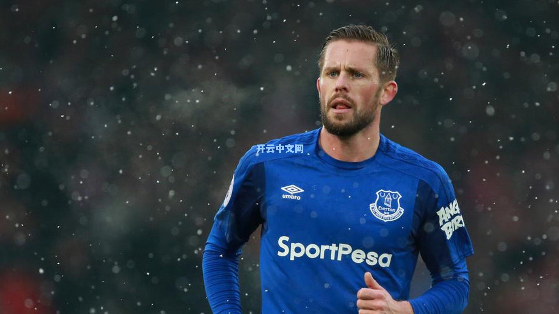 家庭与绿茵的抉择，什琴斯尼坦言妻子是重返赛场的关键推动力