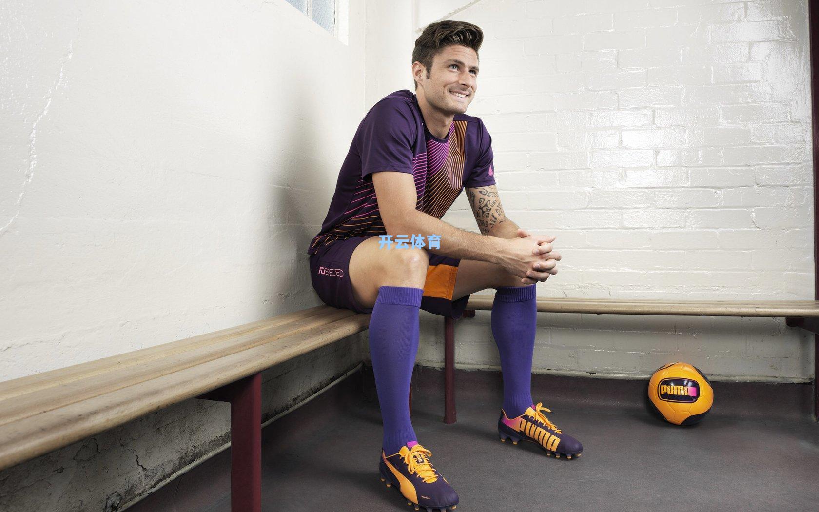 拉什福德闪耀诺坎普，2球4助攻独造6球，巴萨新翼展翅高飞