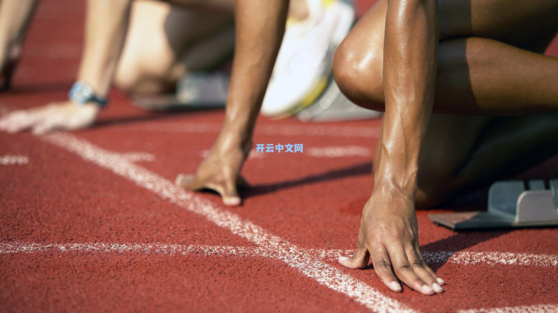 蓝月核心手术顺利告捷,红狼锋霸归期已定,那不勒斯中场续约悬而未决